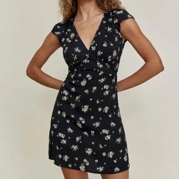 Reformation Black Floral Janine Daisy Dress $178
